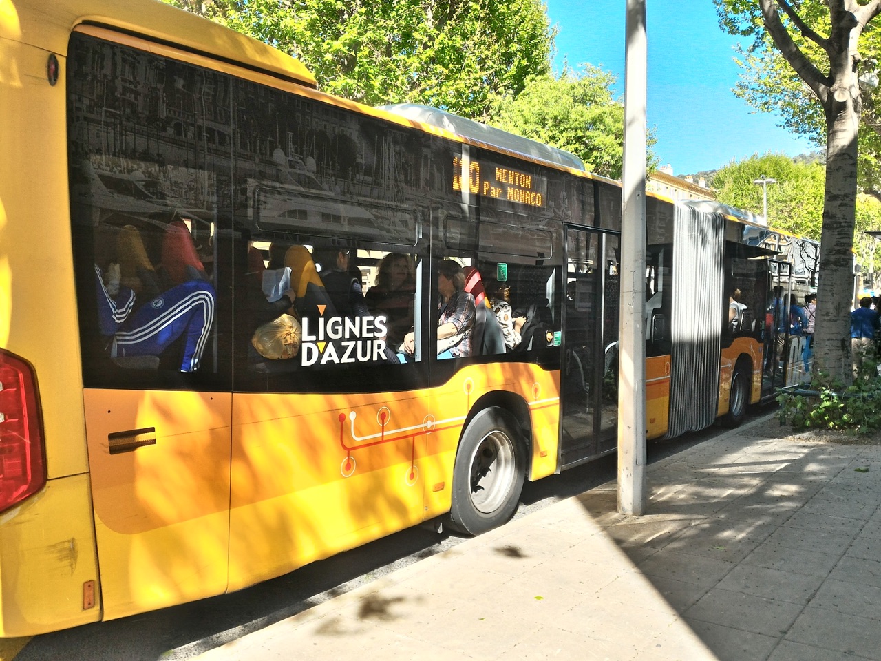 法國尼斯100號往摩納哥公車